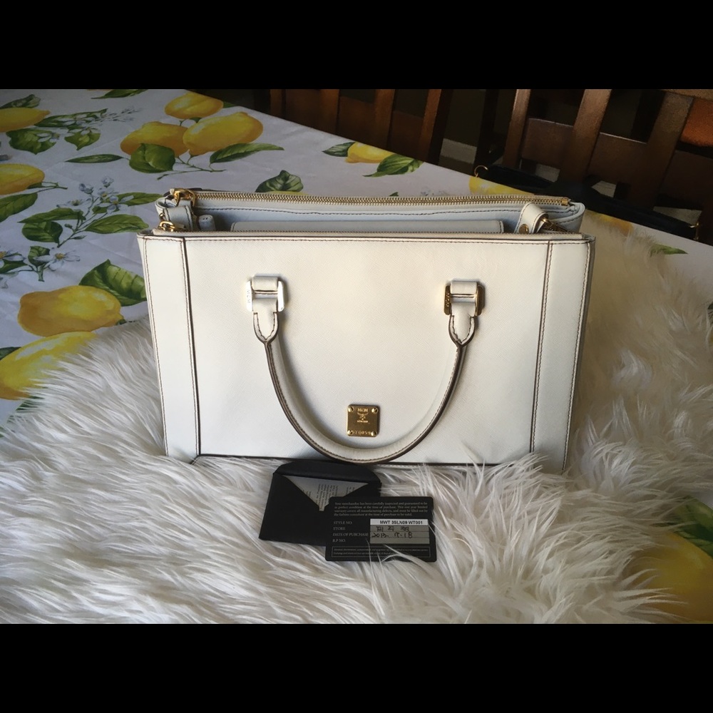 Lovely bag 2 way Crossbody Satchel😍